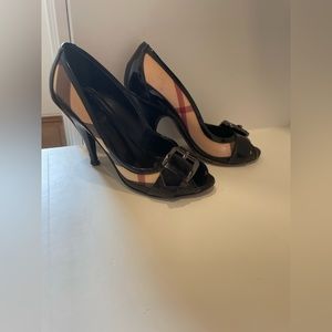 Burberry Buckle Pumps Size 36.5 (US 6)